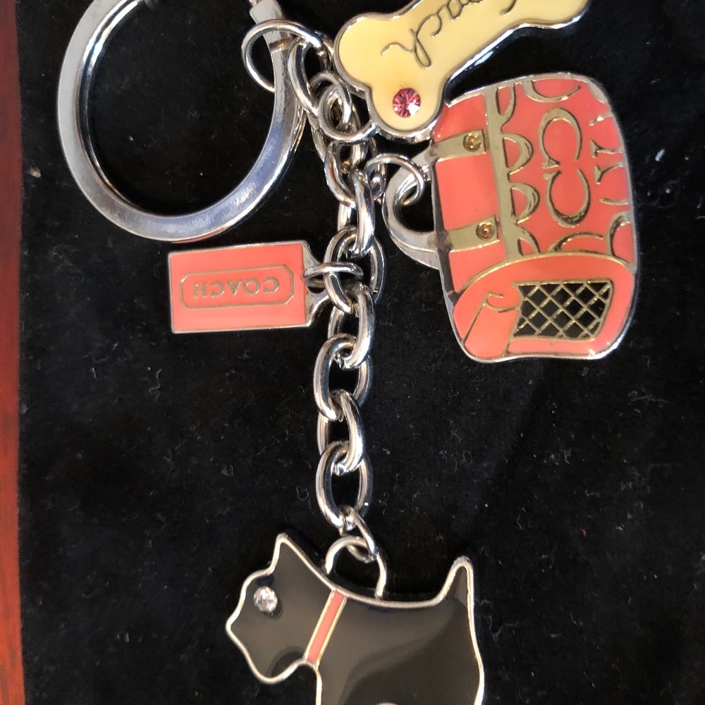 COACH SCOTTIE DOG KEYCHAIN---with charms of dog bone, handbag, scottie dog